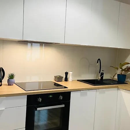 Jm Millennium Kawęczyńska 37 *