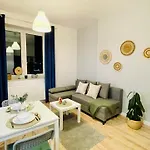 Apartament Jm Millennium Kawęczyńska 37 *