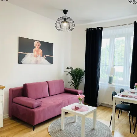 Jm Millennium Kaweczynska 37 Апартаменты *